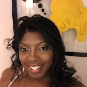 Meet your Posher, Carla